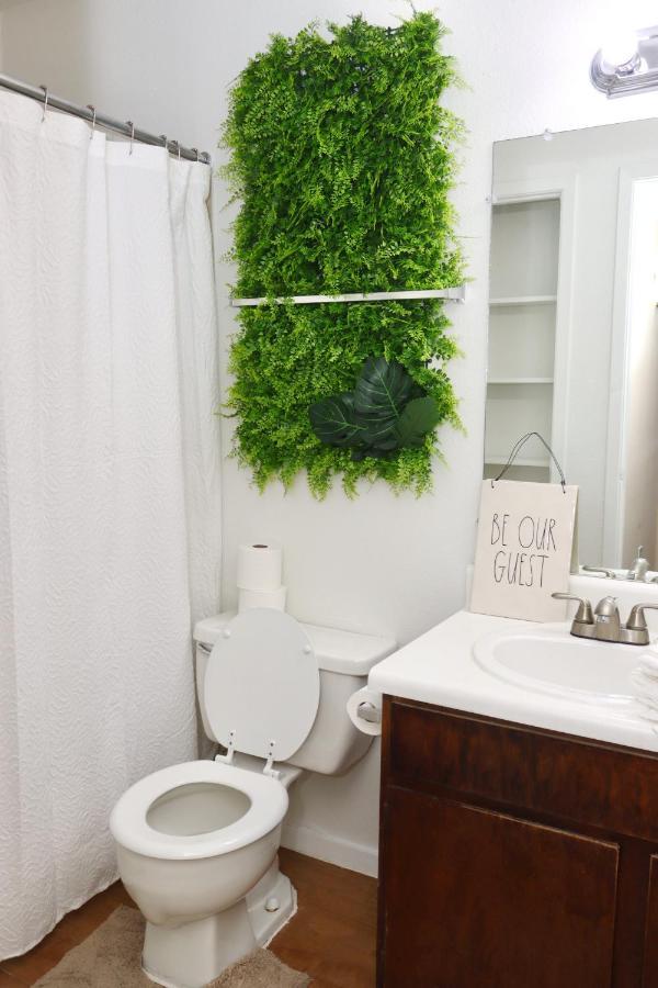Chic Boho Cottage -Self Check In, Fully Furnished, & Free Parking Houston Kültér fotó